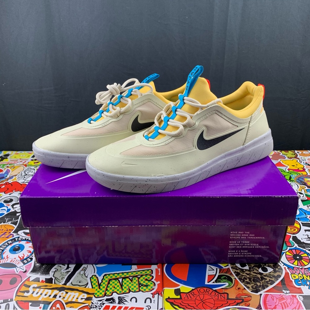 Nike SB Nyjah Free 2 Yellow Size 9.5 Womens